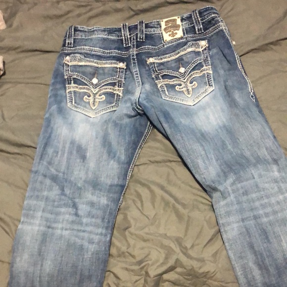 These are size 40 Rock Revival Jeans Cole blue I have used them Maby 5 times - Picture 3 of 4